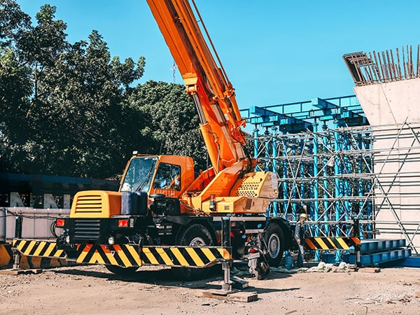 ditta-di-sollevamenti-montaggi-e-smontaggi-industriali-modena